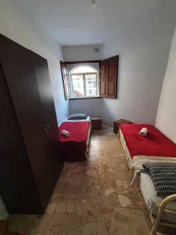 Żebbuġ Oleander Butts Inn מראה חיצוני תמונה